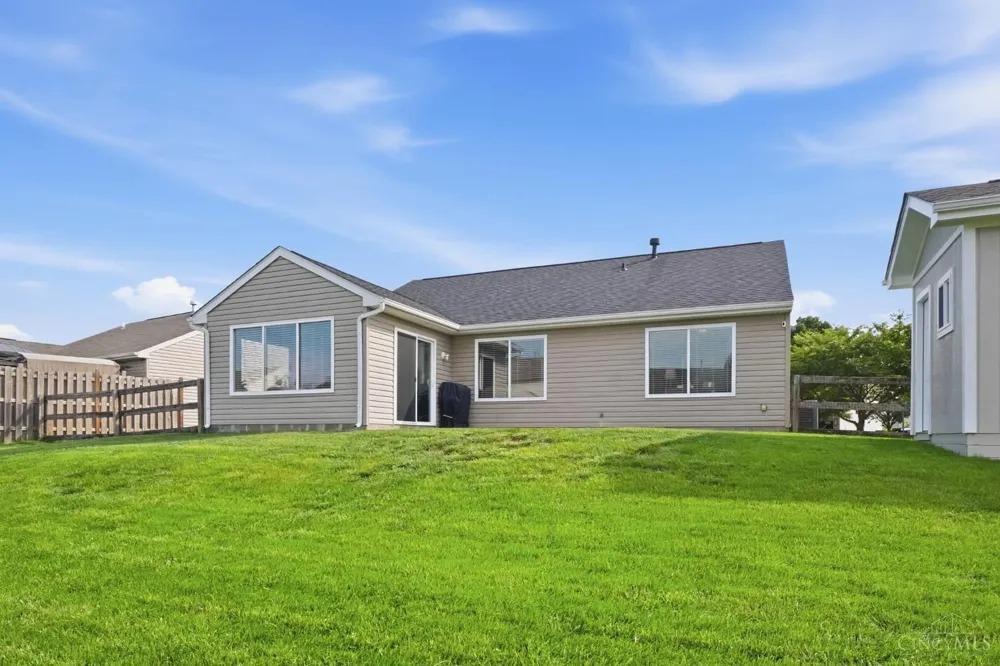 213 Blue Quail Place Trenton, OH 45067