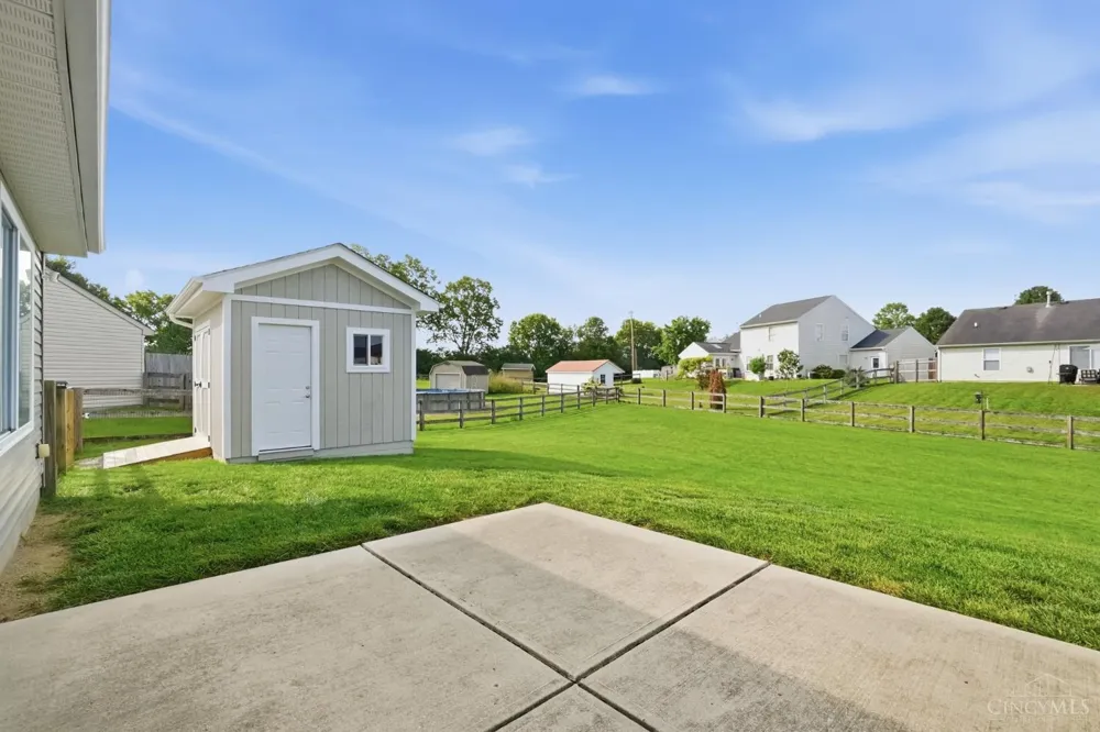 213 Blue Quail Place Trenton, OH 45067