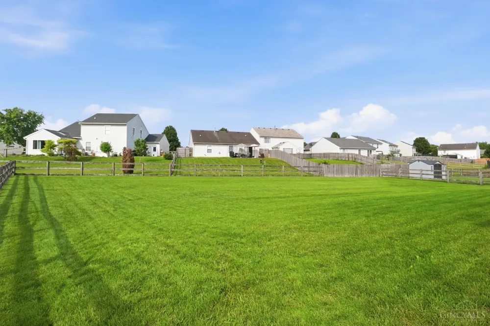 213 Blue Quail Place Trenton, OH 45067