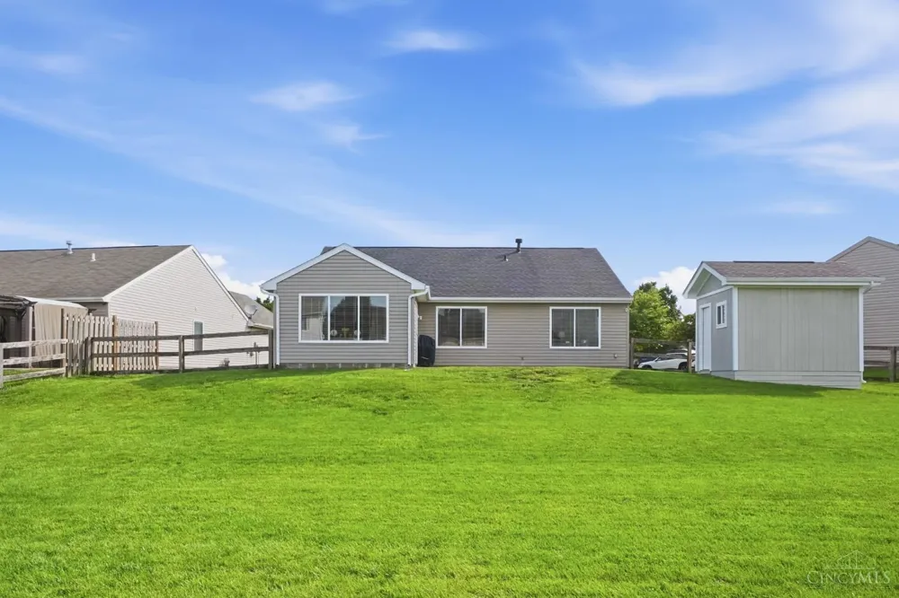 213 Blue Quail Place Trenton, OH 45067