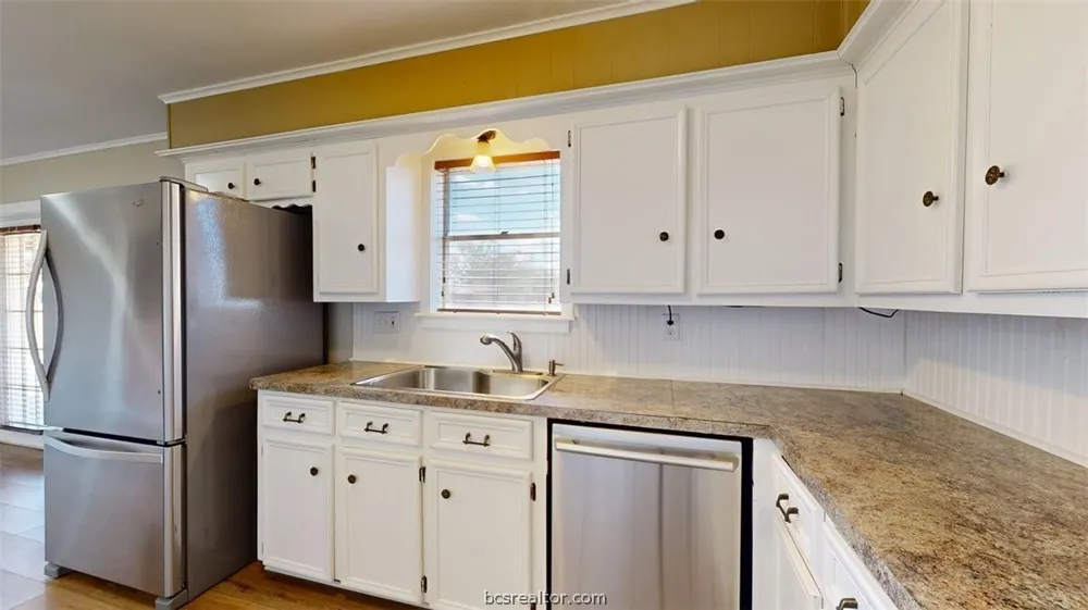 8251 W SH-21 Bryan, TX 77807