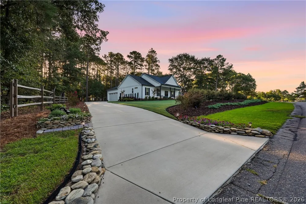 105 Stallion Drive West End, NC 27376