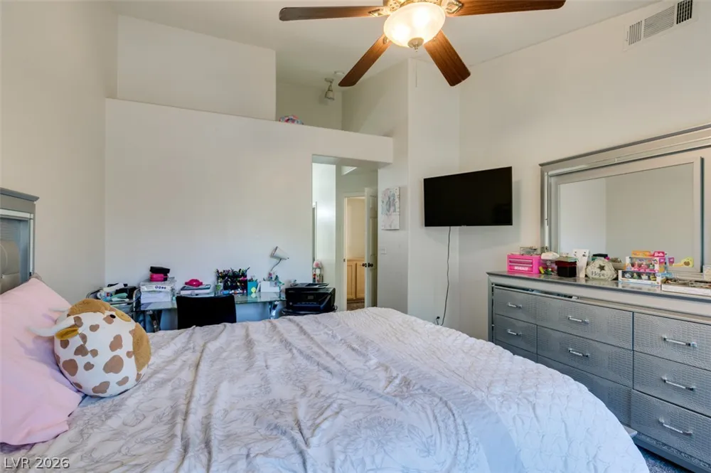 6532 Angel Mountain Avenue Las Vegas, NV 89130