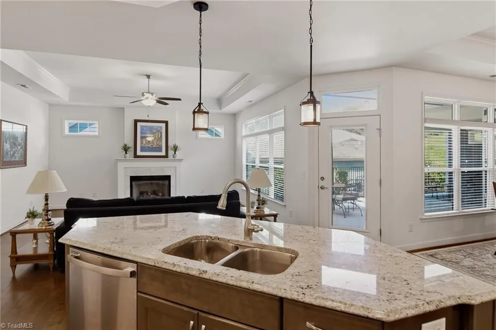 2438 Albemarle Court Winston-Salem, NC 27106