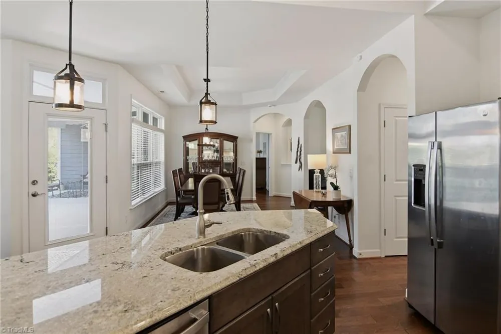 2438 Albemarle Court Winston-Salem, NC 27106