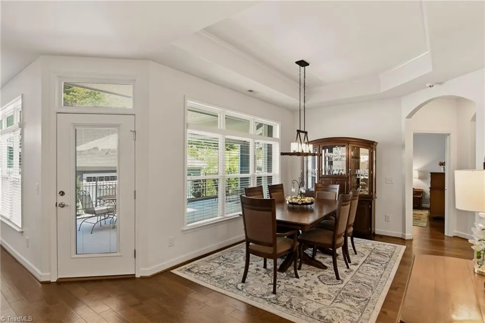 2438 Albemarle Court Winston-Salem, NC 27106