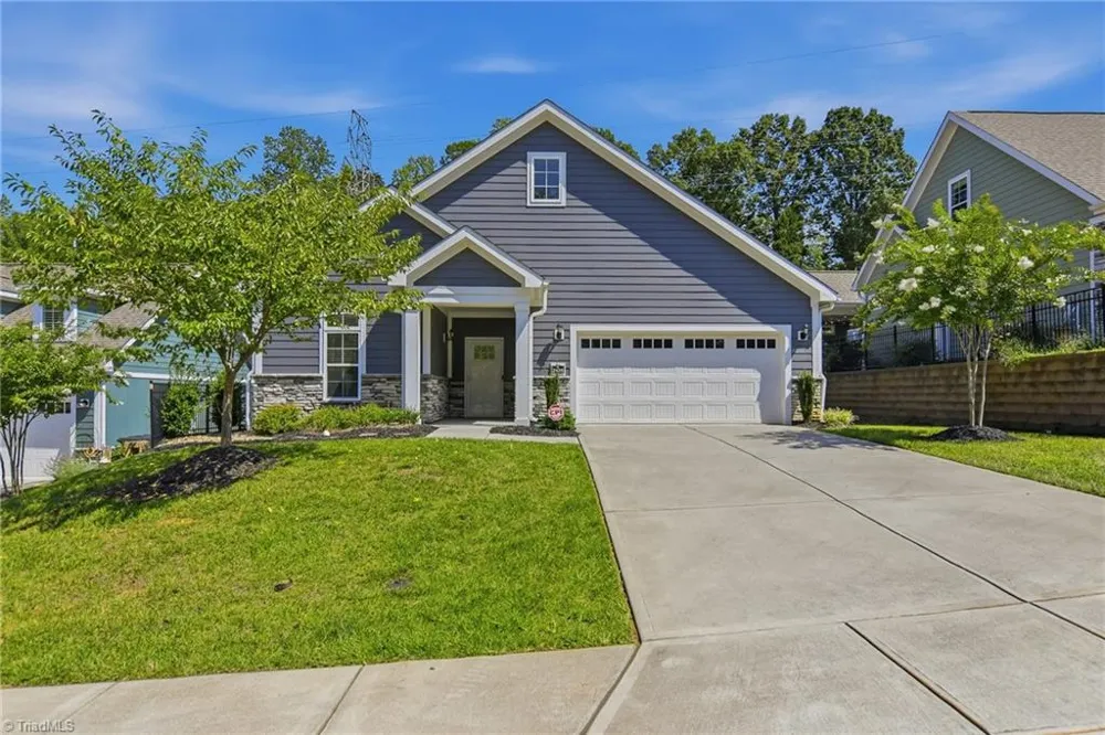 2438 Albemarle Court Winston-Salem, NC 27106