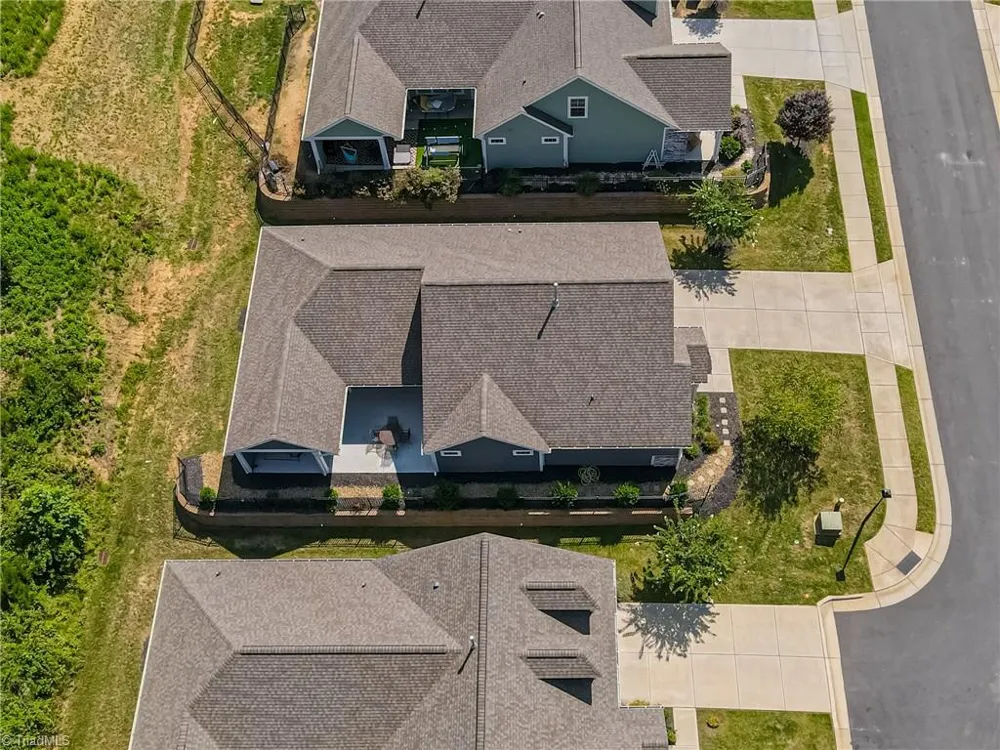 2438 Albemarle Court Winston-Salem, NC 27106