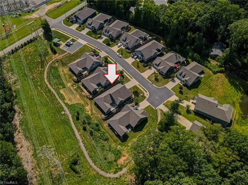 2438 Albemarle Court Winston-Salem, NC 27106
