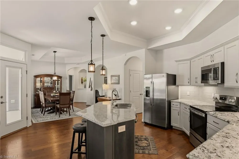 2438 Albemarle Court Winston-Salem, NC 27106