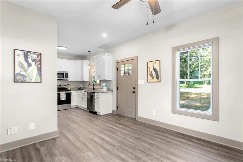 1305 E Willowbrook Drive Burlington, NC 27215