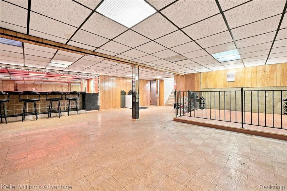17200 Evans Street Southfield City, MI 48076
