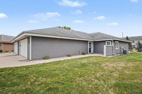 18 Sanctuary Way