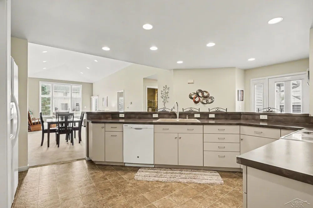 18 Sanctuary Way Tittabawassee Township, MI 48623