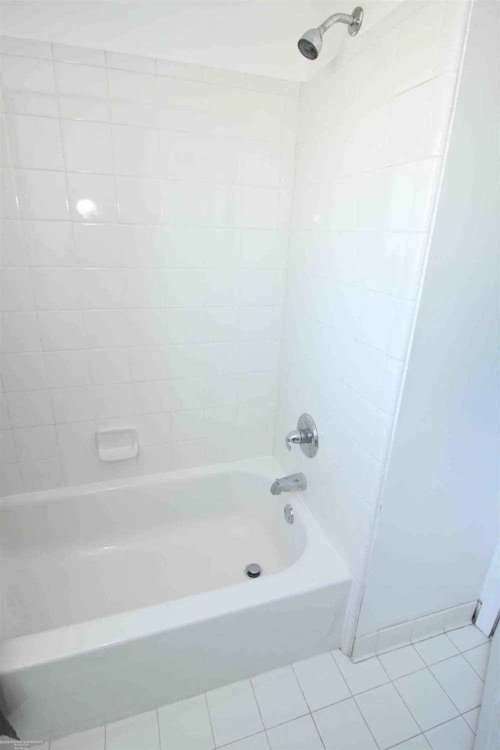 19309 S. Highlite Drive Clinton Charter Township, MI 48035