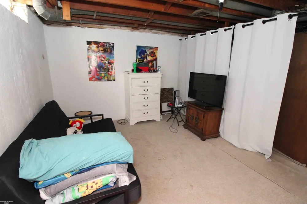 19309 S. Highlite Drive Clinton Charter Township, MI 48035