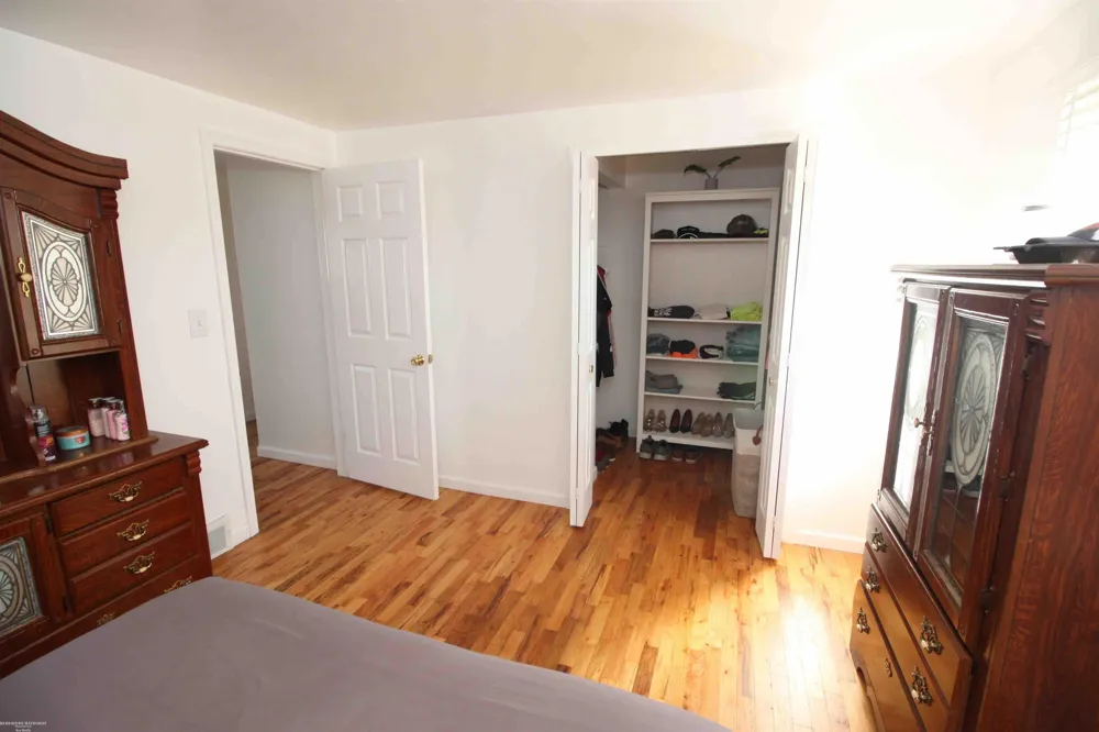 19309 S. Highlite Drive Clinton Charter Township, MI 48035
