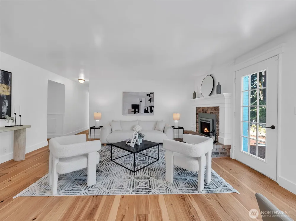 17408 NE 160th Place Woodinville, WA 98072