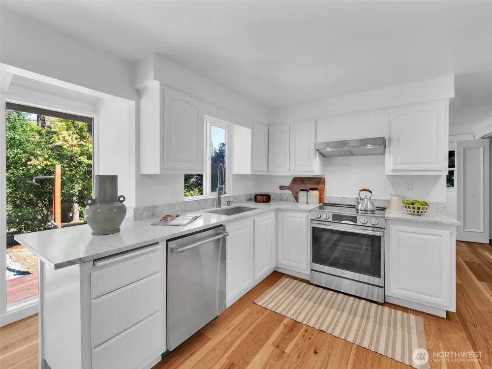 17408 NE 160th Place Woodinville, WA 98072