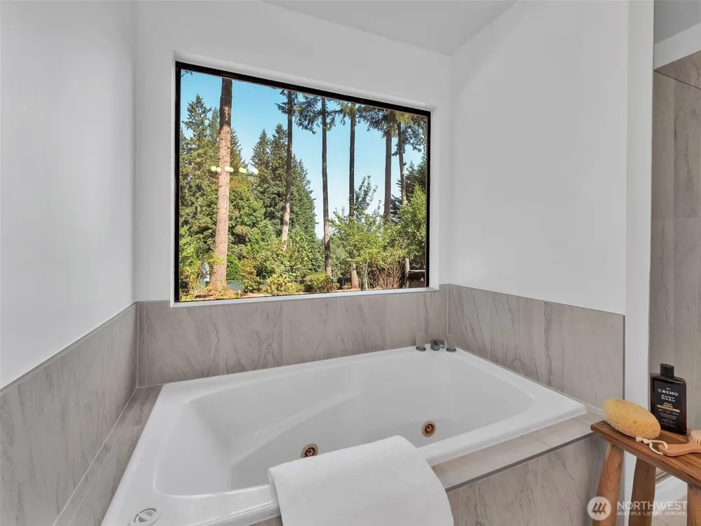 17408 NE 160th Place Woodinville, WA 98072