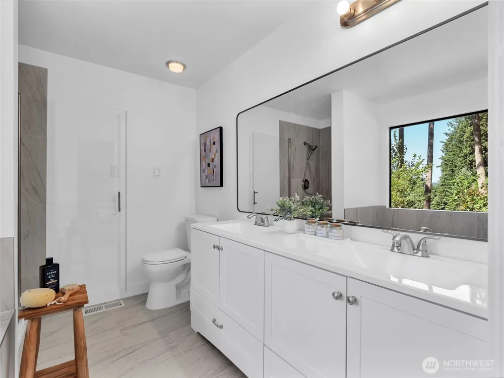17408 NE 160th Place Woodinville, WA 98072
