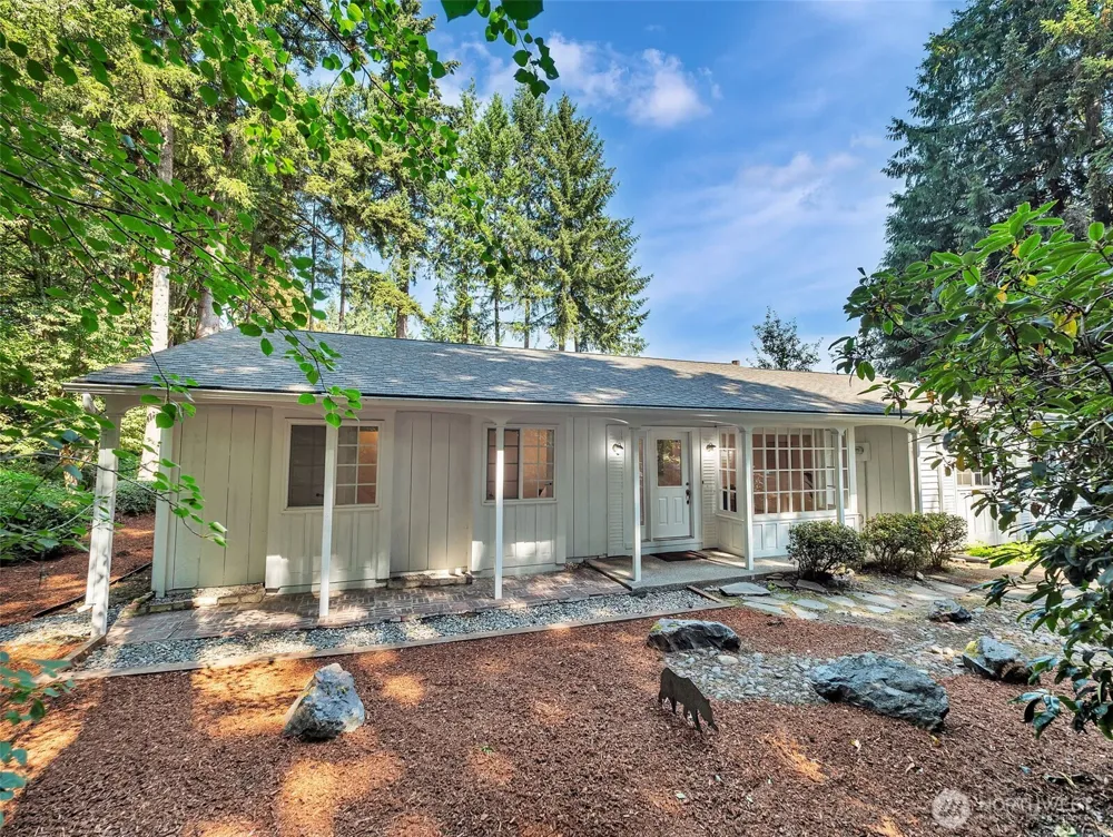 17408 NE 160th Place Woodinville, WA 98072