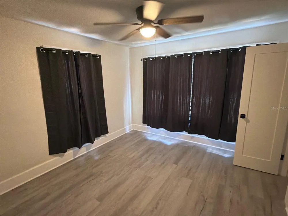 610 28TH AVENUE S St Petersburg, FL 33705