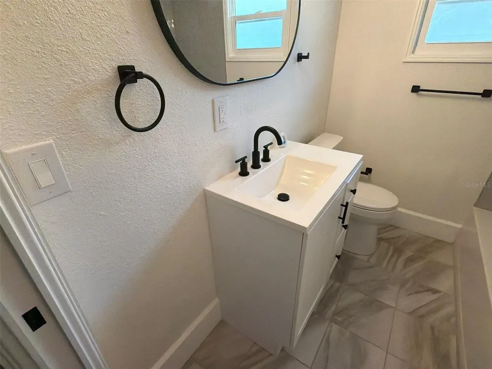 610 28TH AVENUE S St Petersburg, FL 33705