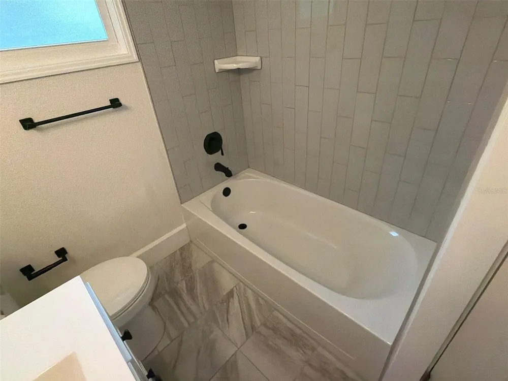 610 28TH AVENUE S St Petersburg, FL 33705