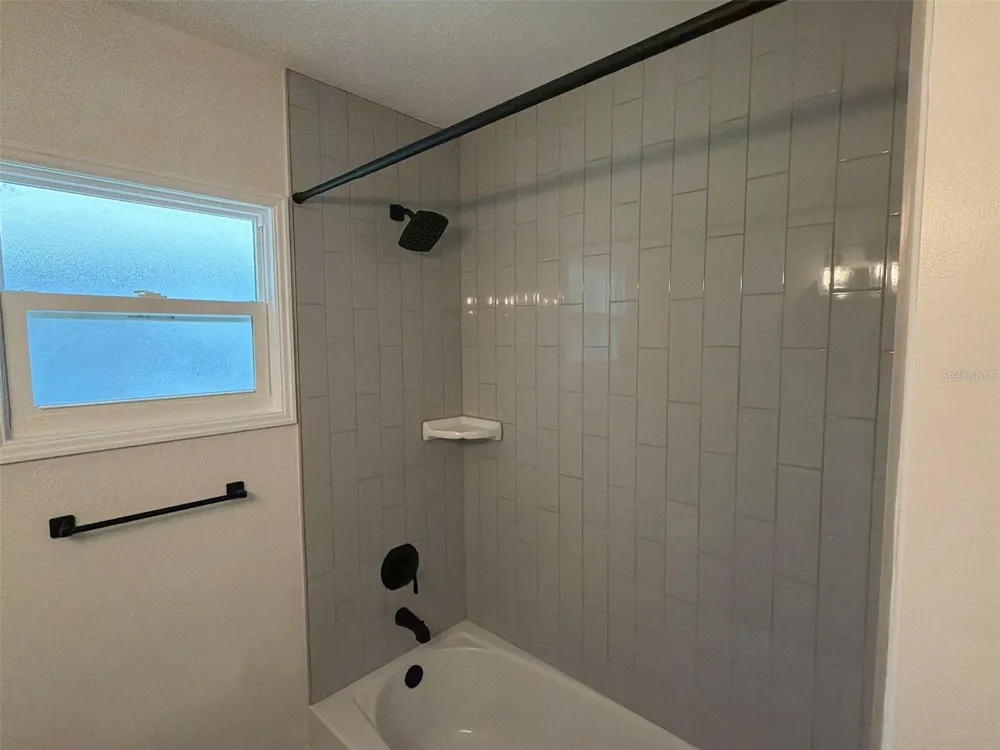 610 28TH AVENUE S St Petersburg, FL 33705