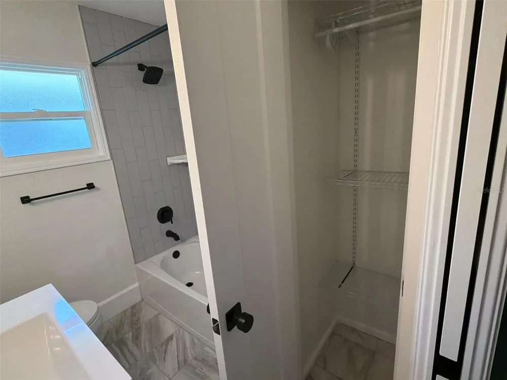 610 28TH AVENUE S St Petersburg, FL 33705