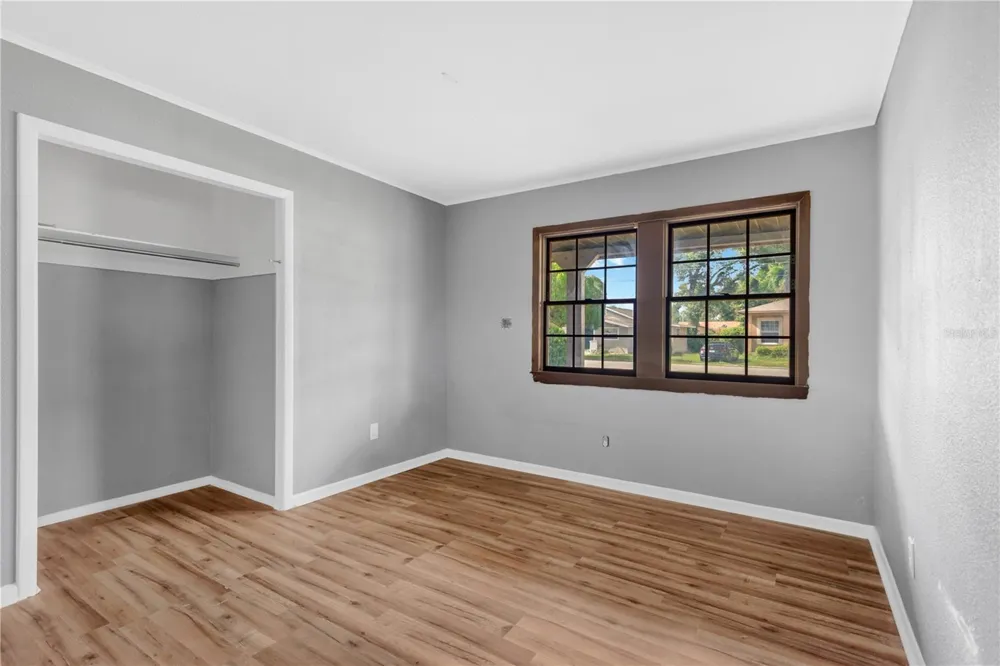 418 EUCLID AVENUE Seffner, FL 33584