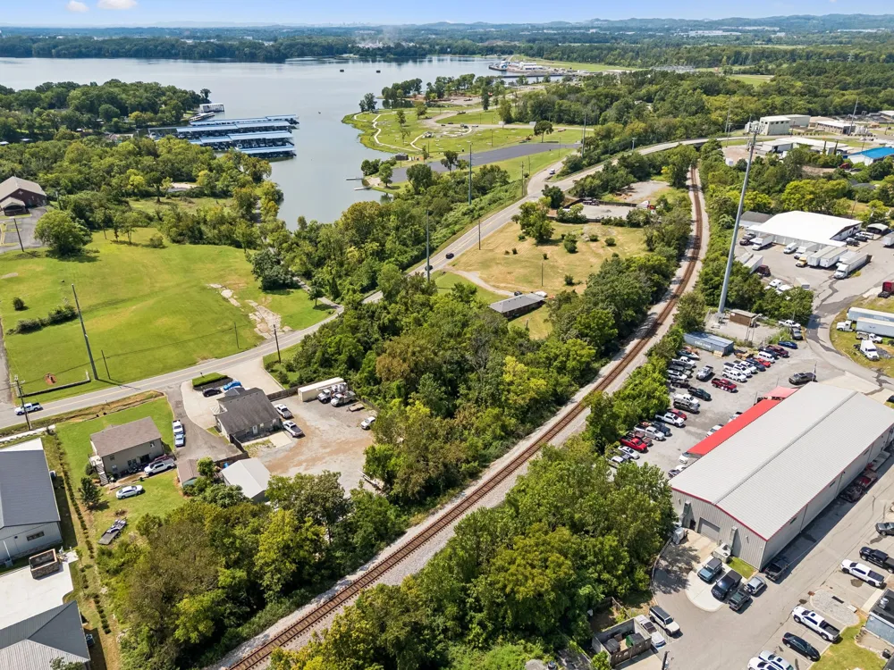 274 Rockland Rd Hendersonville, TN 37075