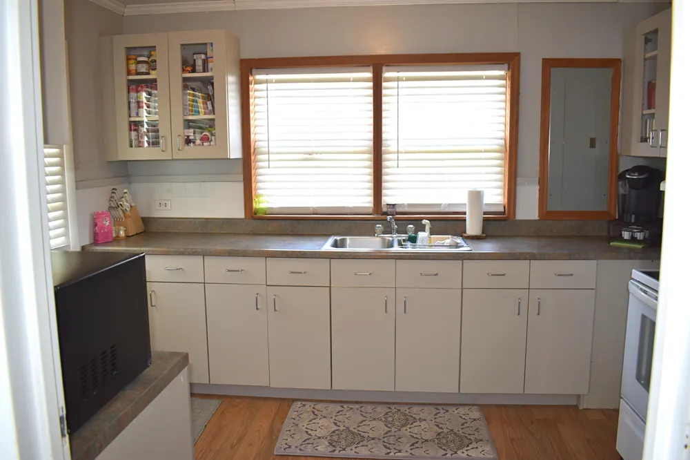 11 Cumberland Avenue Pikeville, TN 37367