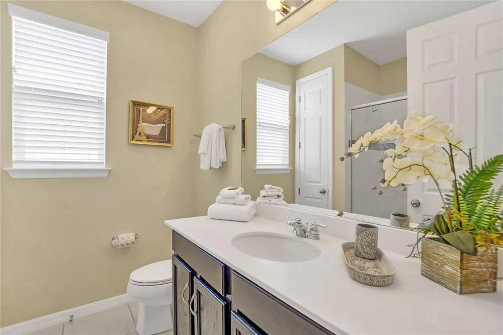 1576 NASSAU POINT TRAIL Kissimmee, FL 34747