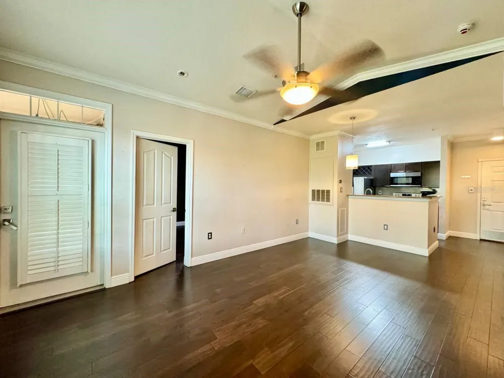 5000 CULBREATH KEY WAY #1-318 Tampa, FL 33611