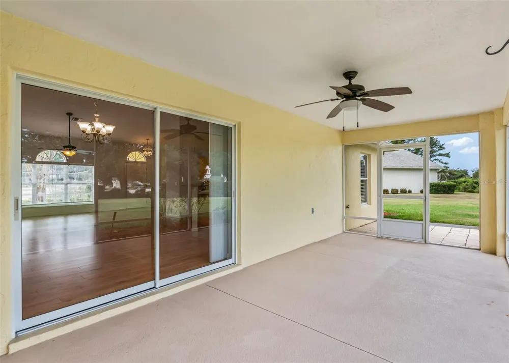 5123 GROVE MANOR Lady Lake, FL 32159