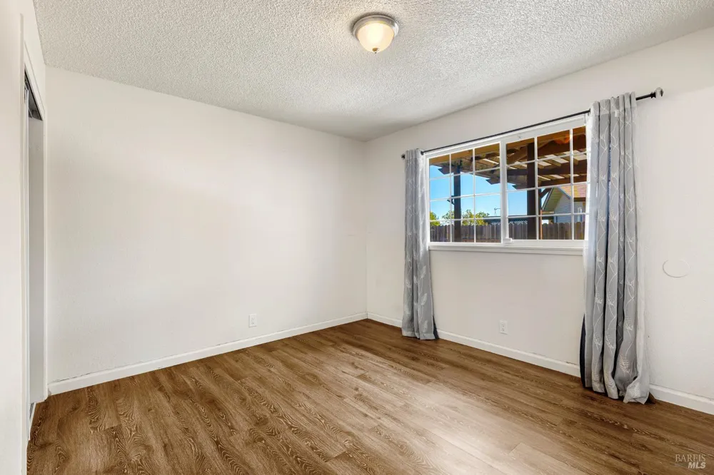 513 Monterey Drive Suisun City, CA 94585