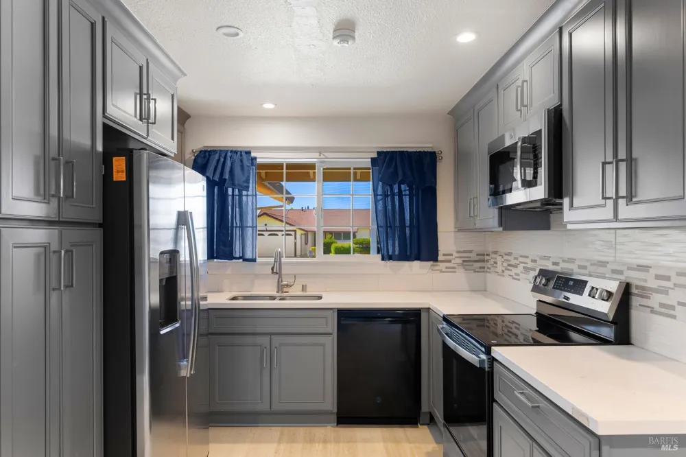 513 Monterey Drive Suisun City, CA 94585