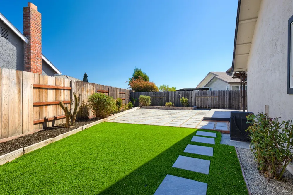 513 Monterey Drive Suisun City, CA 94585
