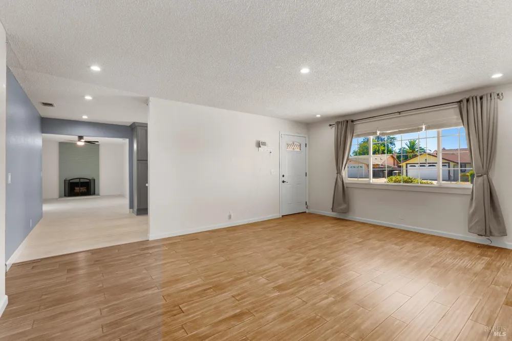 513 Monterey Drive Suisun City, CA 94585