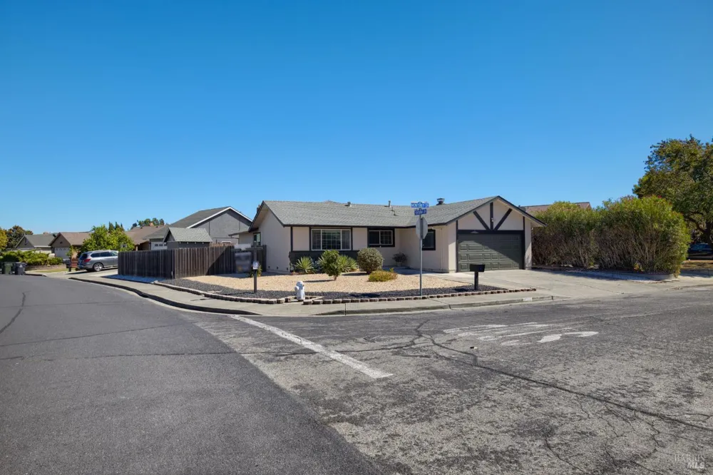 513 Monterey Drive Suisun City, CA 94585