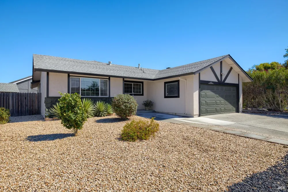 513 Monterey Drive Suisun City, CA 94585