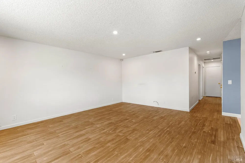 513 Monterey Drive Suisun City, CA 94585