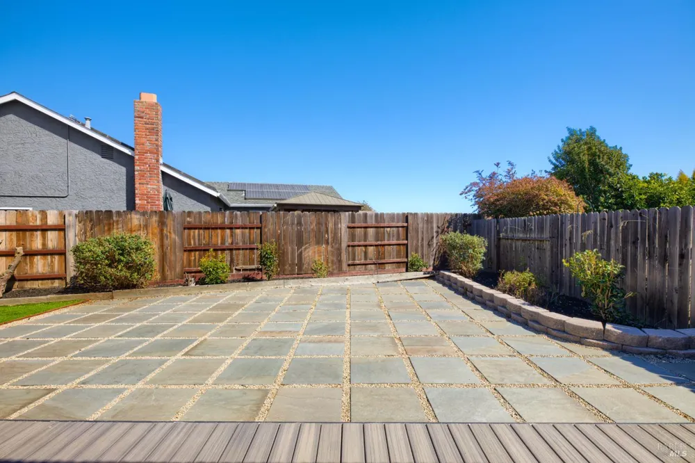 513 Monterey Drive Suisun City, CA 94585