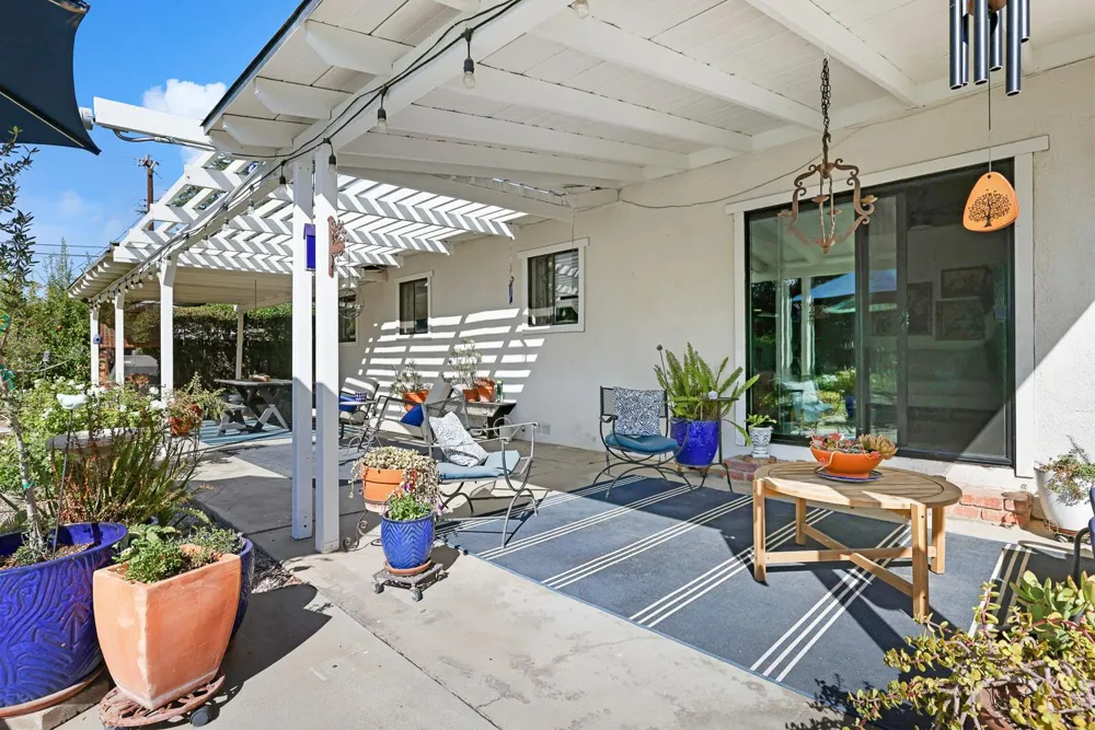 733 W Gettysburg Avenue Fresno, CA 93705