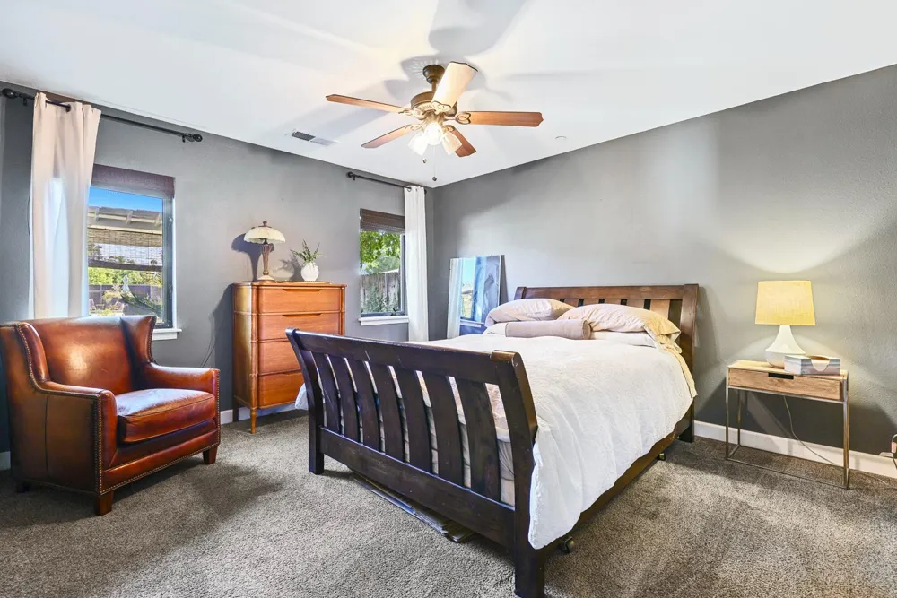 733 W Gettysburg Avenue Fresno, CA 93705