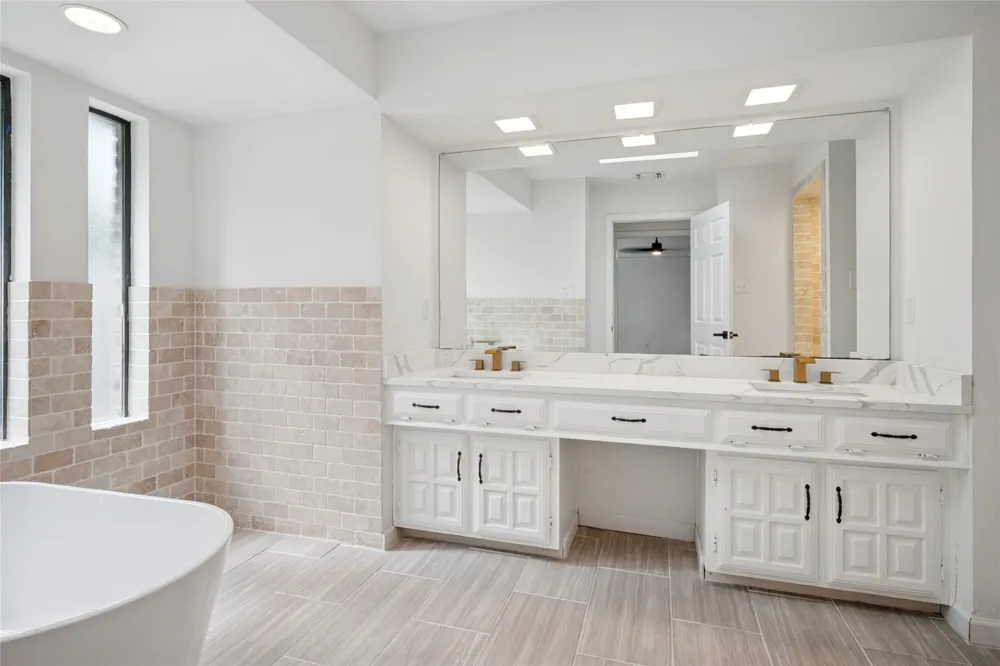 5502 Coronado Drive Garland, TX 75043