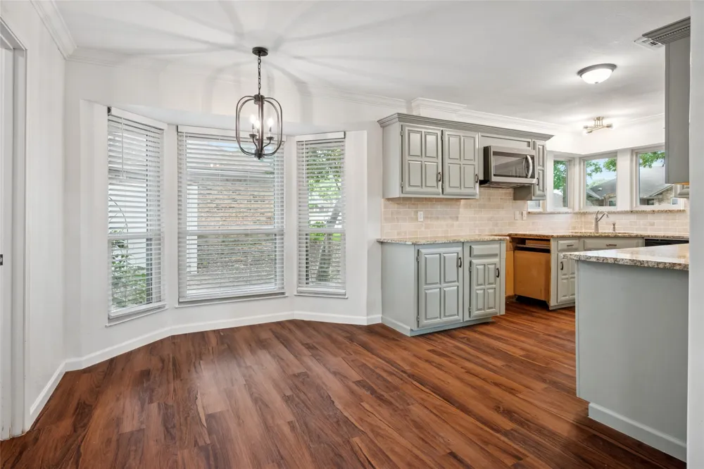 5502 Coronado Drive Garland, TX 75043
