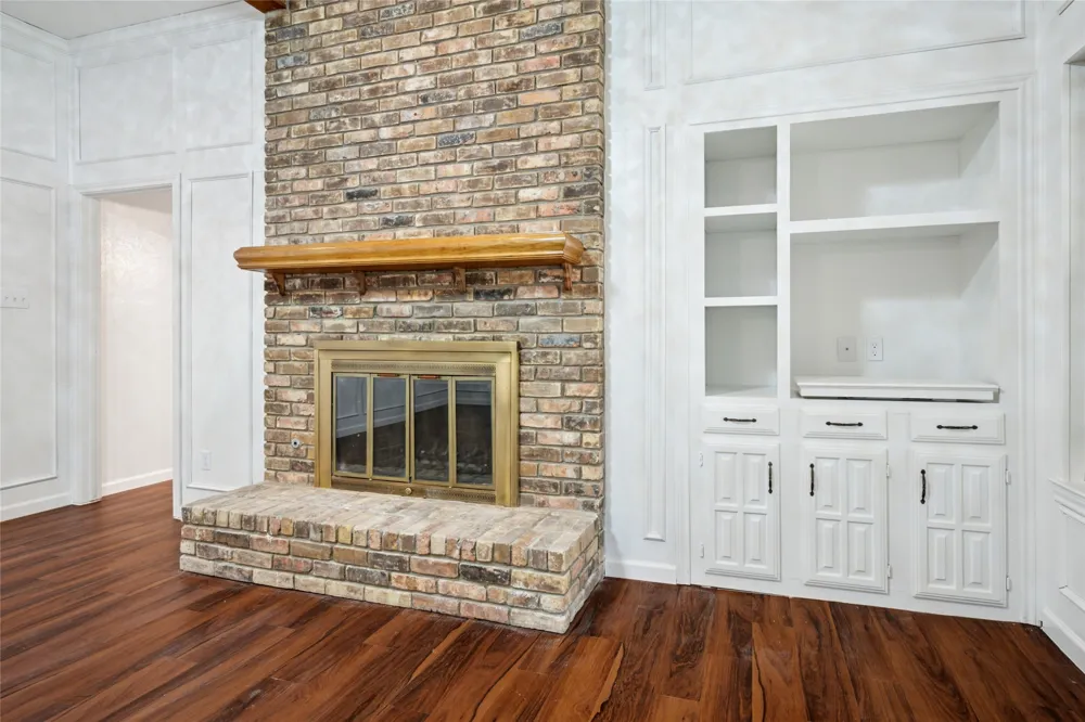 5502 Coronado Drive Garland, TX 75043